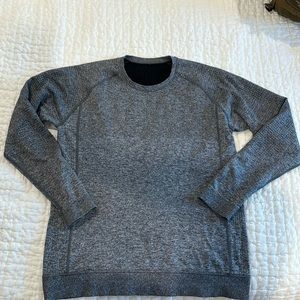 Lululemon L Crew Neck
